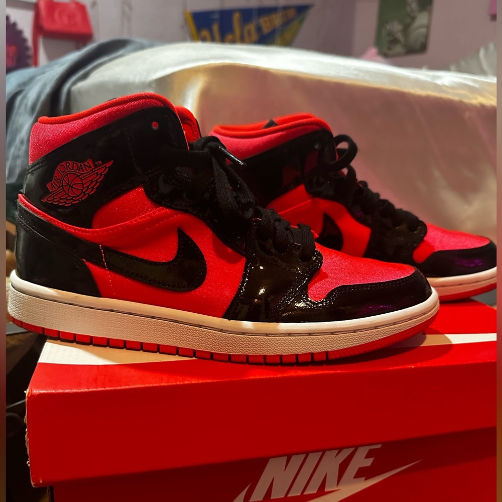 Orangeish/Pink Patent Black Jordan 1 HIGH